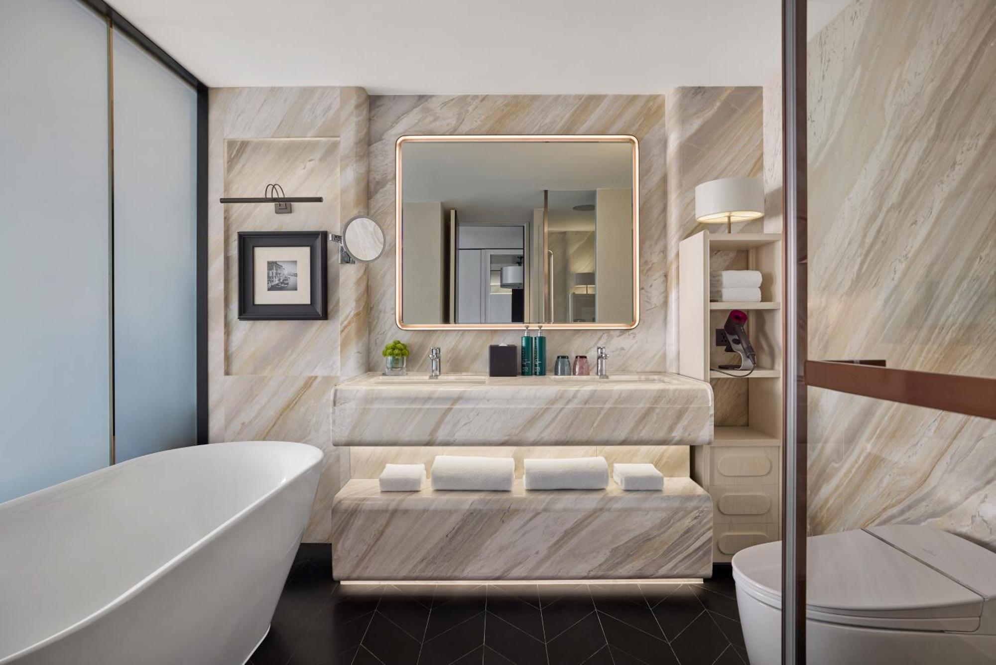 Hilton Shanghai City Center -Steps From Iconic Landmarks Wukang Mansion And Jing'An Temple Eksteriør billede